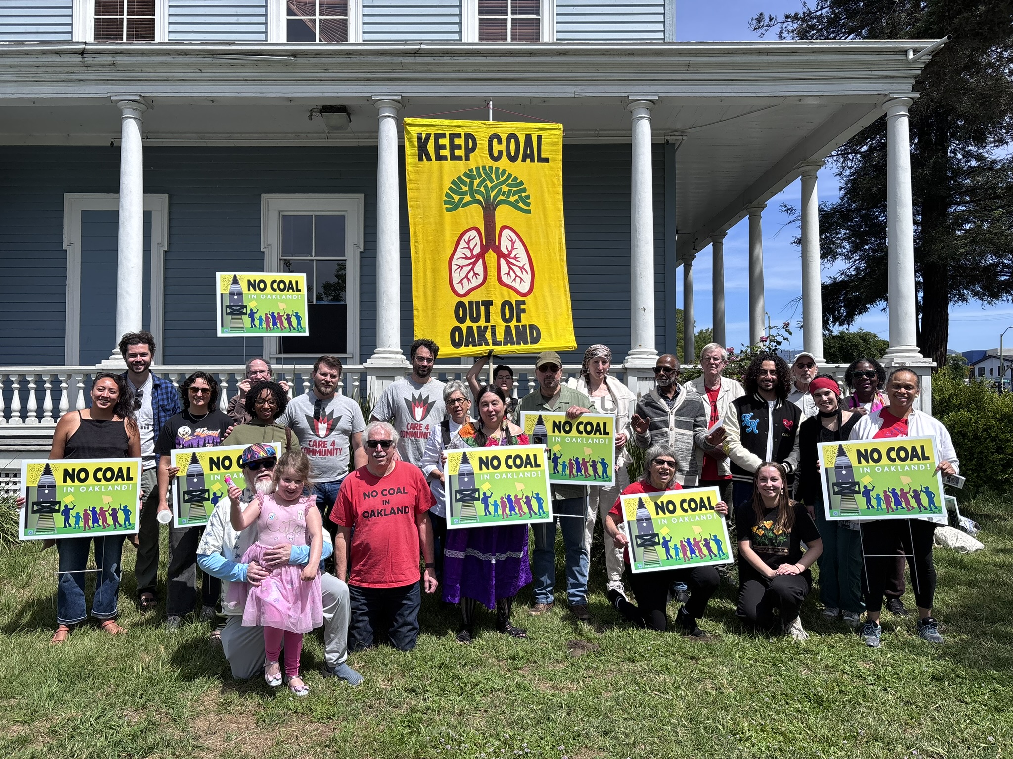 Picket at PRI Conference, 2018-09-12. Photo credit: Steve Nadel.